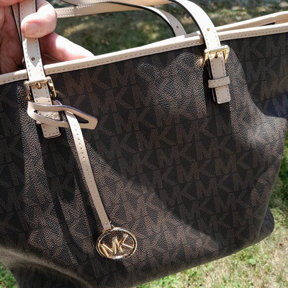 Michael Kors Purse - Picture 6 of 8